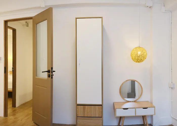 Secret House In China Town 2br. Rare Find 방콕