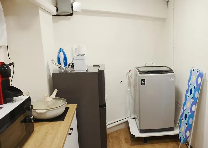 Secret House In China Town 2br. Rare Find * 방콕